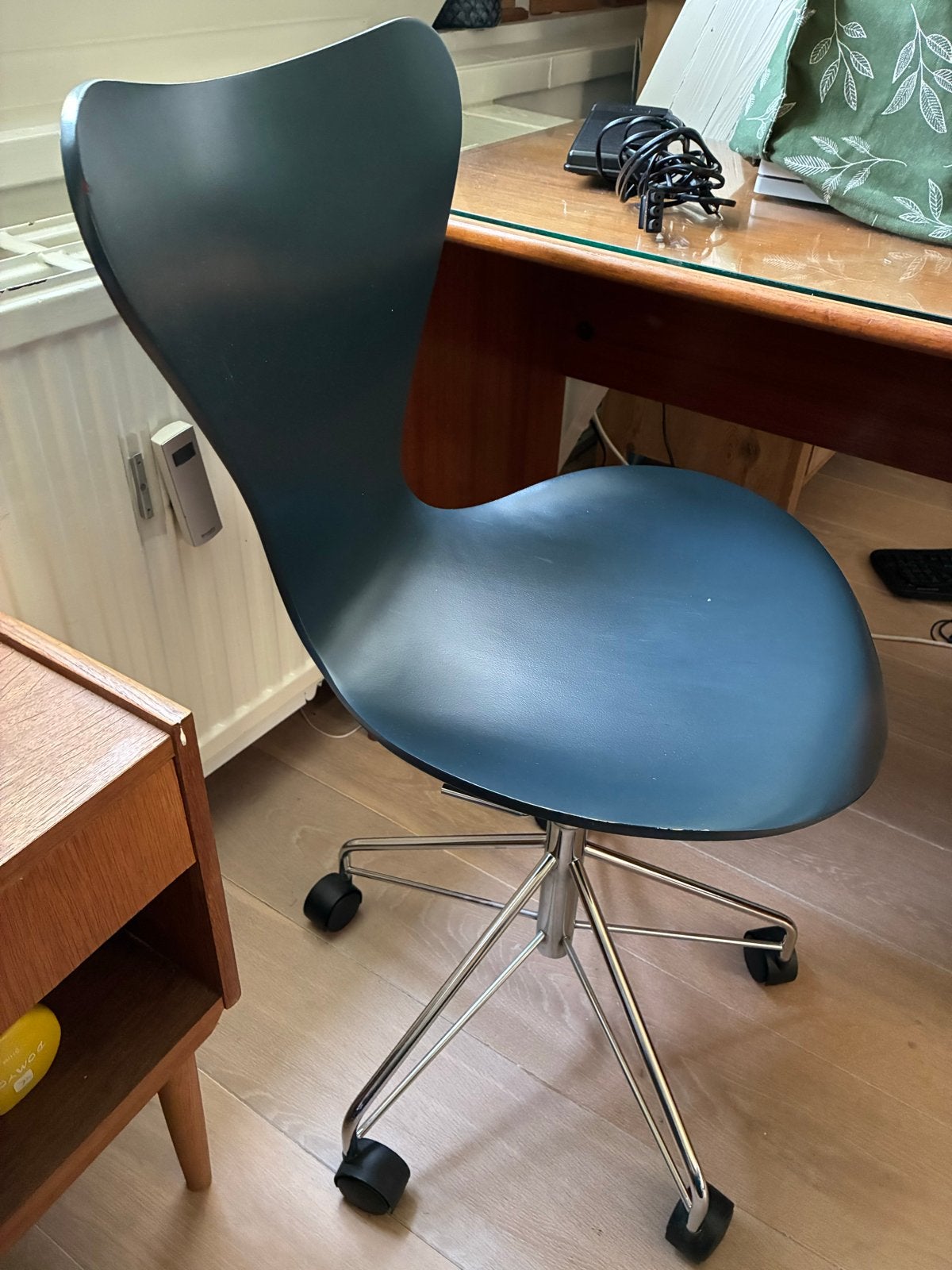 Arne Jacobsen Vlinderstoel Model 3117 Fritz Hansen, Gebruikt, Overige kleuren, Ophalen of Verzenden, Eén