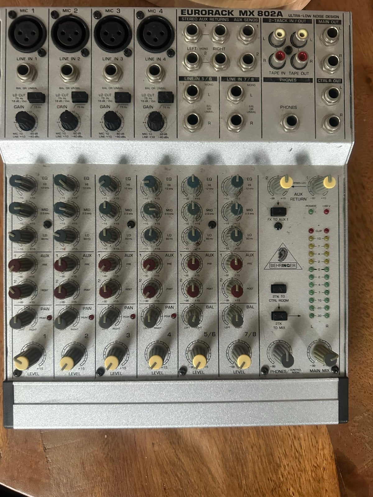 Behringer Eurorack MX 802A Mengpaneel, Muziek en Instrumenten, Ophalen, Gebruikt, 5 tot 10 kanalen