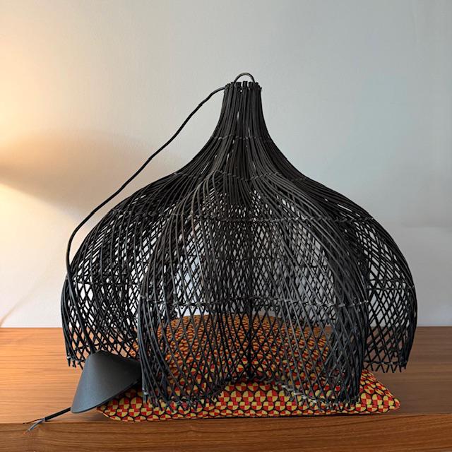 XL zwarte rotan hanglamp, rattan, boho, Ibiza style, ZGAN, Ophalen of Verzenden, Zo goed als nieuw, Minder dan 50 cm
