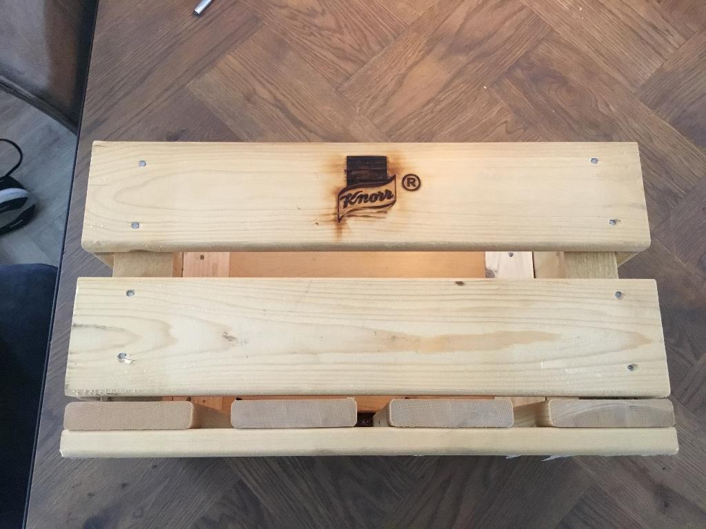 Houten kist met Knorr logo er ingebrand, Overige materialen, Minder dan 50 cm, Minder dan 50 cm, Ophalen of Verzenden