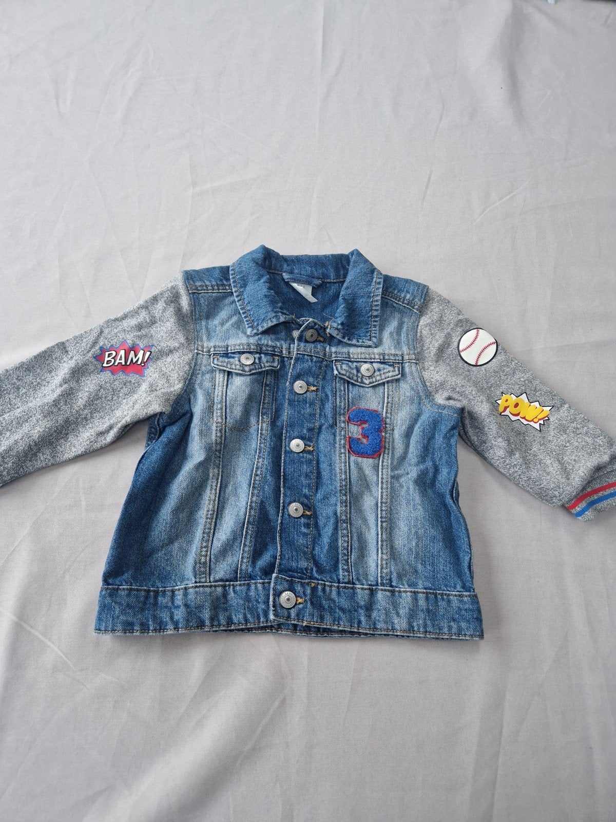 Superstoer spijkerjasje H&M mt 86 met drukknopen, Kinderen en Baby's, Ophalen of Verzenden, Gebruikt, H&M, Jongetje of Meisje