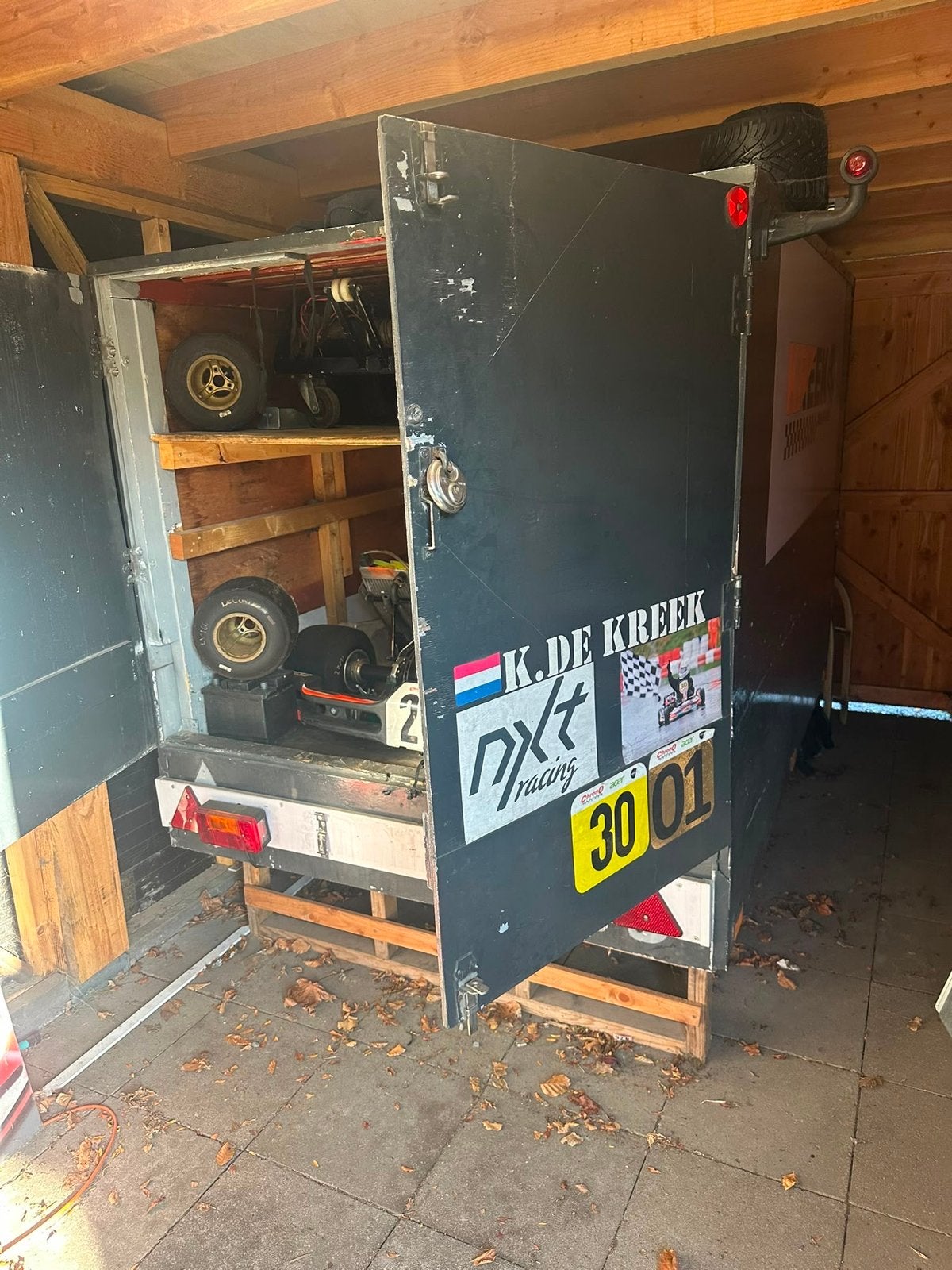 Gesloten aanhangwagen voor karts of transport, Ophalen, Gebruikt, Kart
