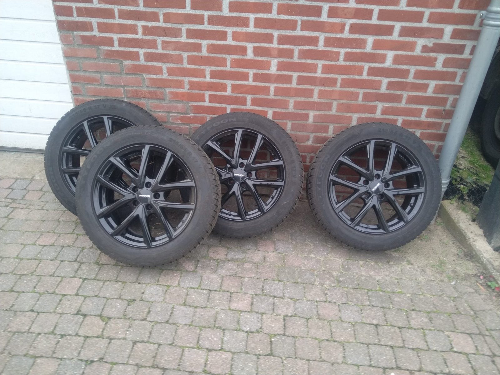 Monaco velgen met Tyfoon winterbanden 215/55 R17, Ophalen, Banden en Velgen, 17 inch, Winterbanden