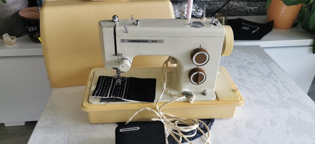 Naaimachine LEWENSTEIN 660 werkt goed, Ophalen of Verzenden, Zo goed als nieuw, Naaimachine, Overige merken