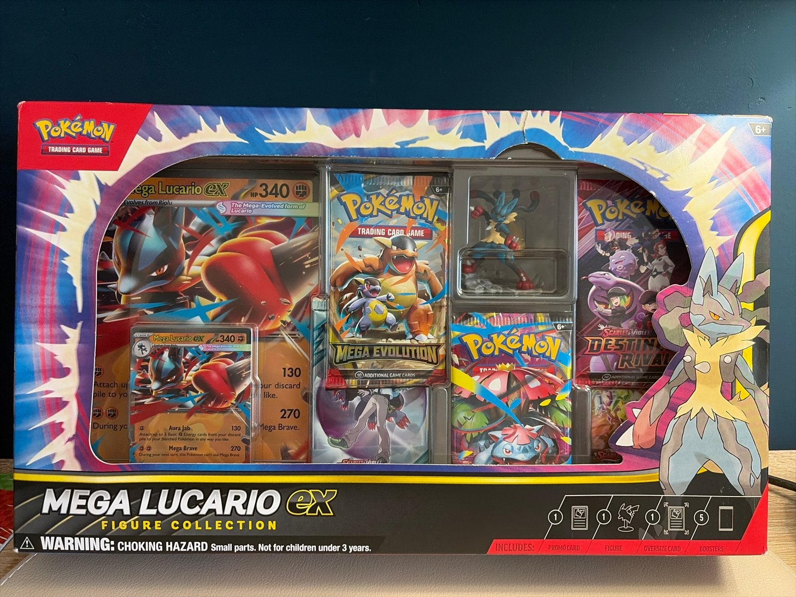 Mega Lucario EX Figure Collection Box Pokémon TCG, Ophalen of Verzenden, Nieuw, Overige typen