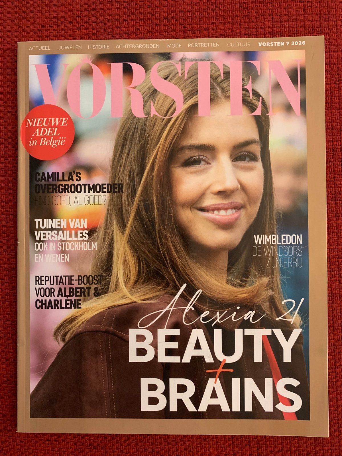 Tijdschrift Vorsten: 1-2-3-4-5/6 en 7-2026 en 11/12 van 2025, Boeken, Tijdschriften en Kranten, Ophalen, Zo goed als nieuw, Glossy