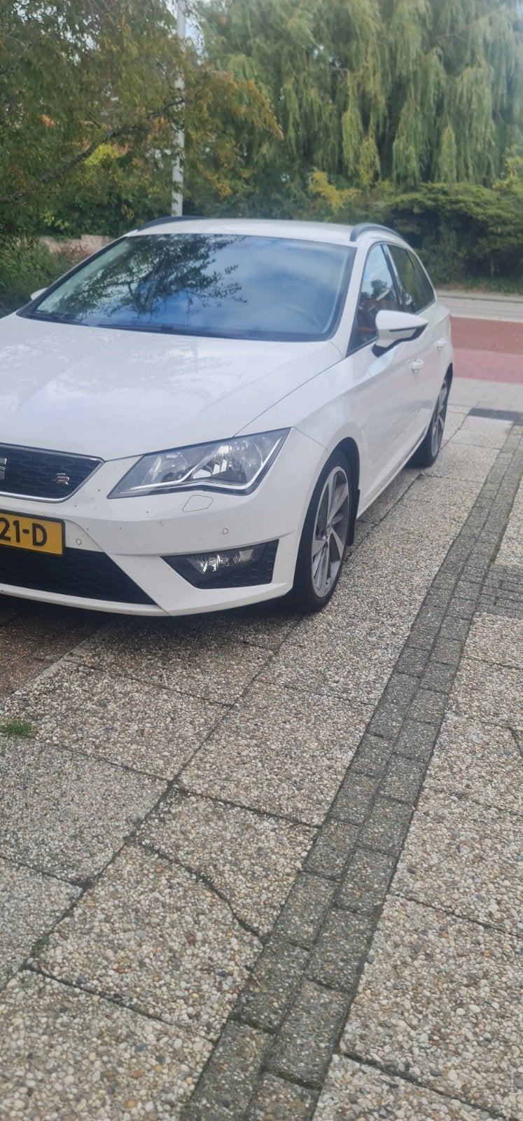 Seat Leon 1.4 Ecotsi 150pk 2015 Wit, Auto's, Seat, Zwart, 4 cilinders, Leon, Wit