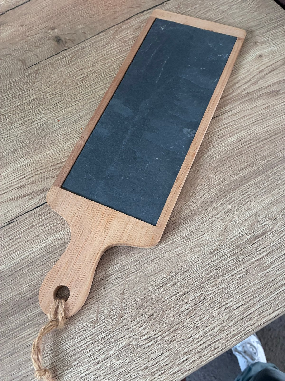 Houten serveerplank met leisteen inzet, Gebruikt, Hout, Snij-/serveerplank, Ophalen of Verzenden