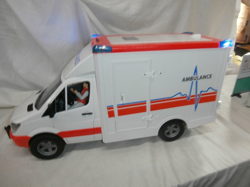 Bruder Mercedes Sprinter Ambulance met chauffeur, Ophalen, Zo goed als nieuw