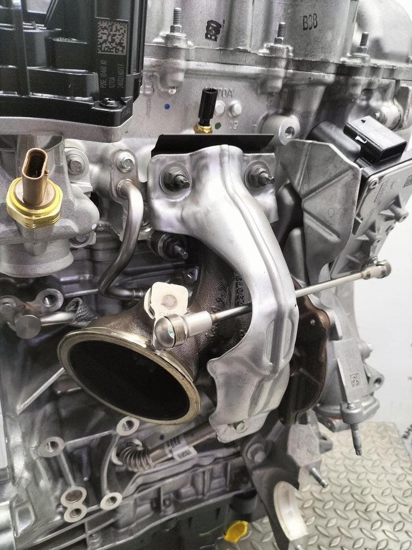 FORD KUGA Titanium TURBO PV4E6K682AB 2024, Ophalen of Verzenden, Gebruikt, Stiba lid