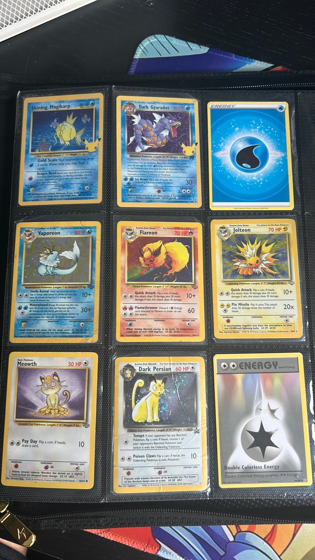 Vintage en moderne pokemonkaarten liefst trade, Hobby en Vrije tijd, Verzamelkaartspellen | Pokémon, Ophalen of Verzenden, Zo goed als nieuw