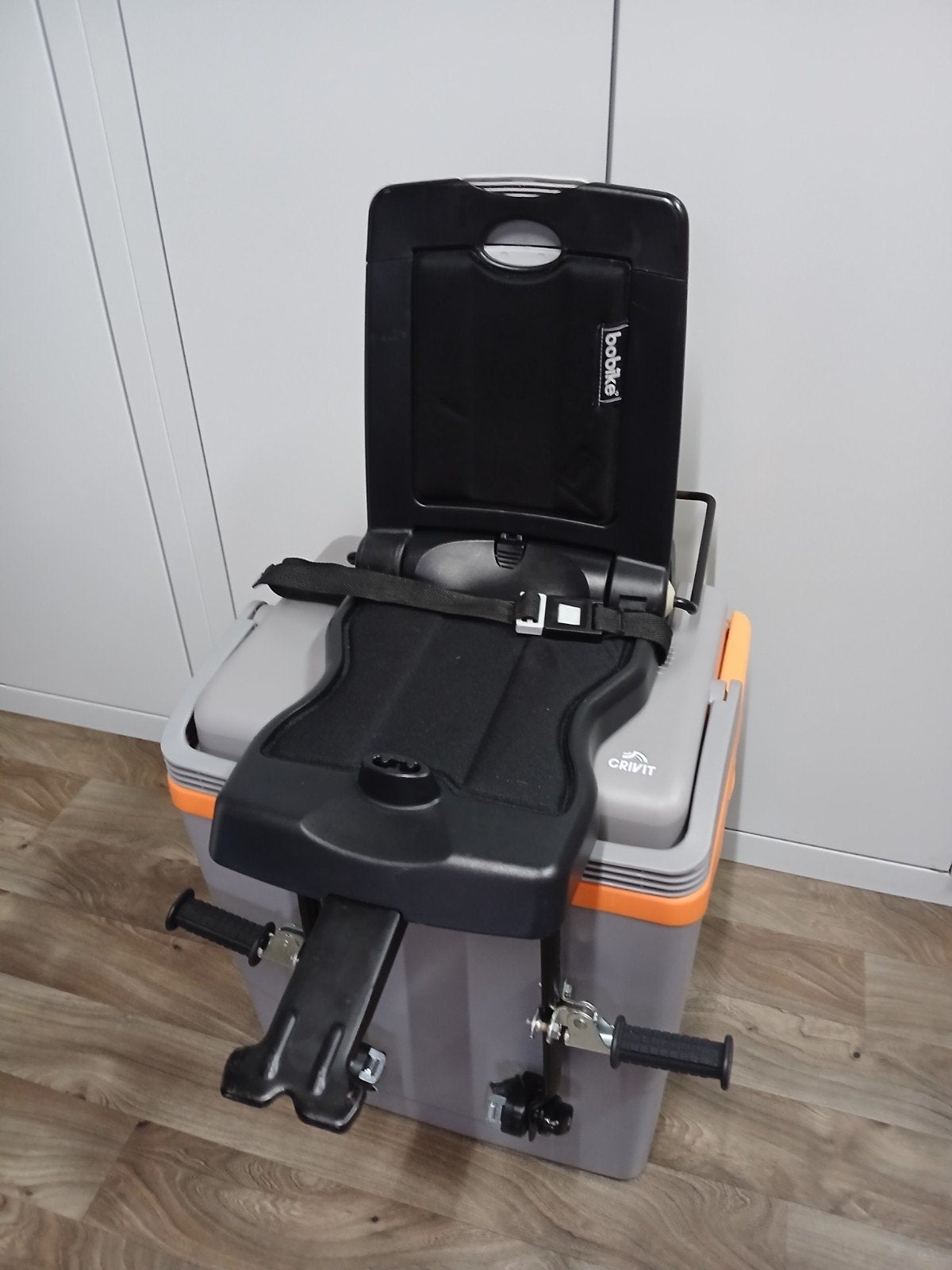 Bobike achterzitje Classis Junior Urban, inklapbaar. E-bike, Ophalen, Achterzitje, Voetsteuntjes, 15 t/m 36 kg