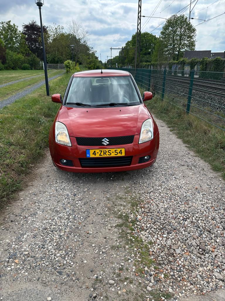 Suzuki Swift 1.3 3D 2007, Auto's, Suzuki, Swift, Handgeschakeld, 1000 kg, Geïmporteerd