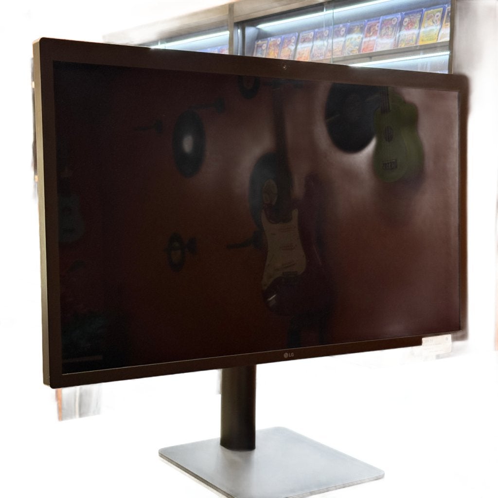 LG Ultrafine 5K Display (27MD5KA-B), LG, Zo goed als nieuw, Support@lg.com, LG Twin Towers
128 Yeoui-daero, Yeongdeungpo-gu
Seoul 07336
South Korea
