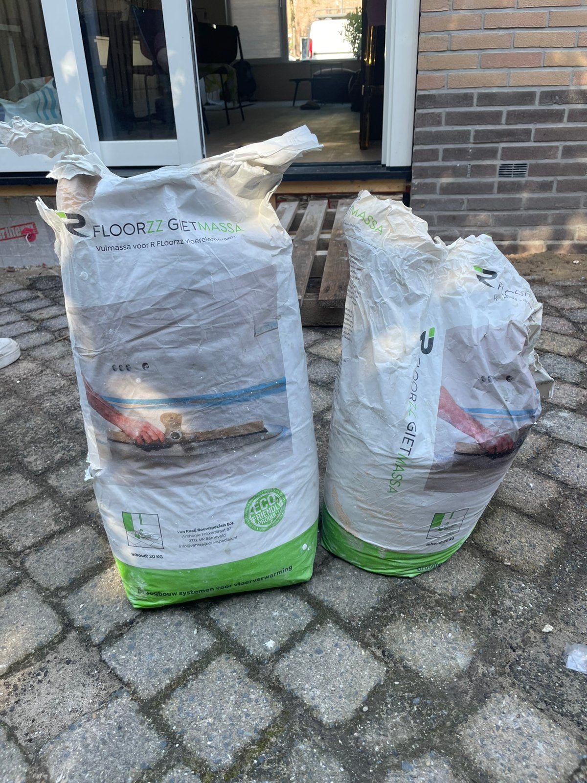30 kg Floorzz Gietmassa, Ophalen, Zo goed als nieuw, Voegzand