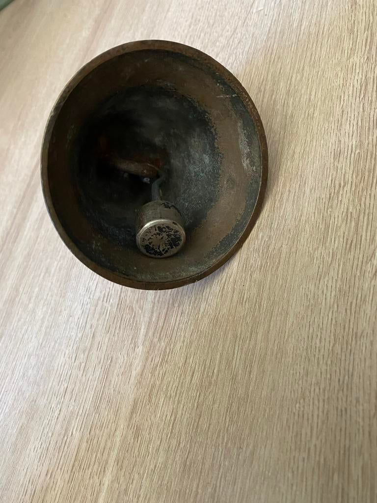 Antieke Bronzen Bel met Klepel, Ophalen of Verzenden, Brons
