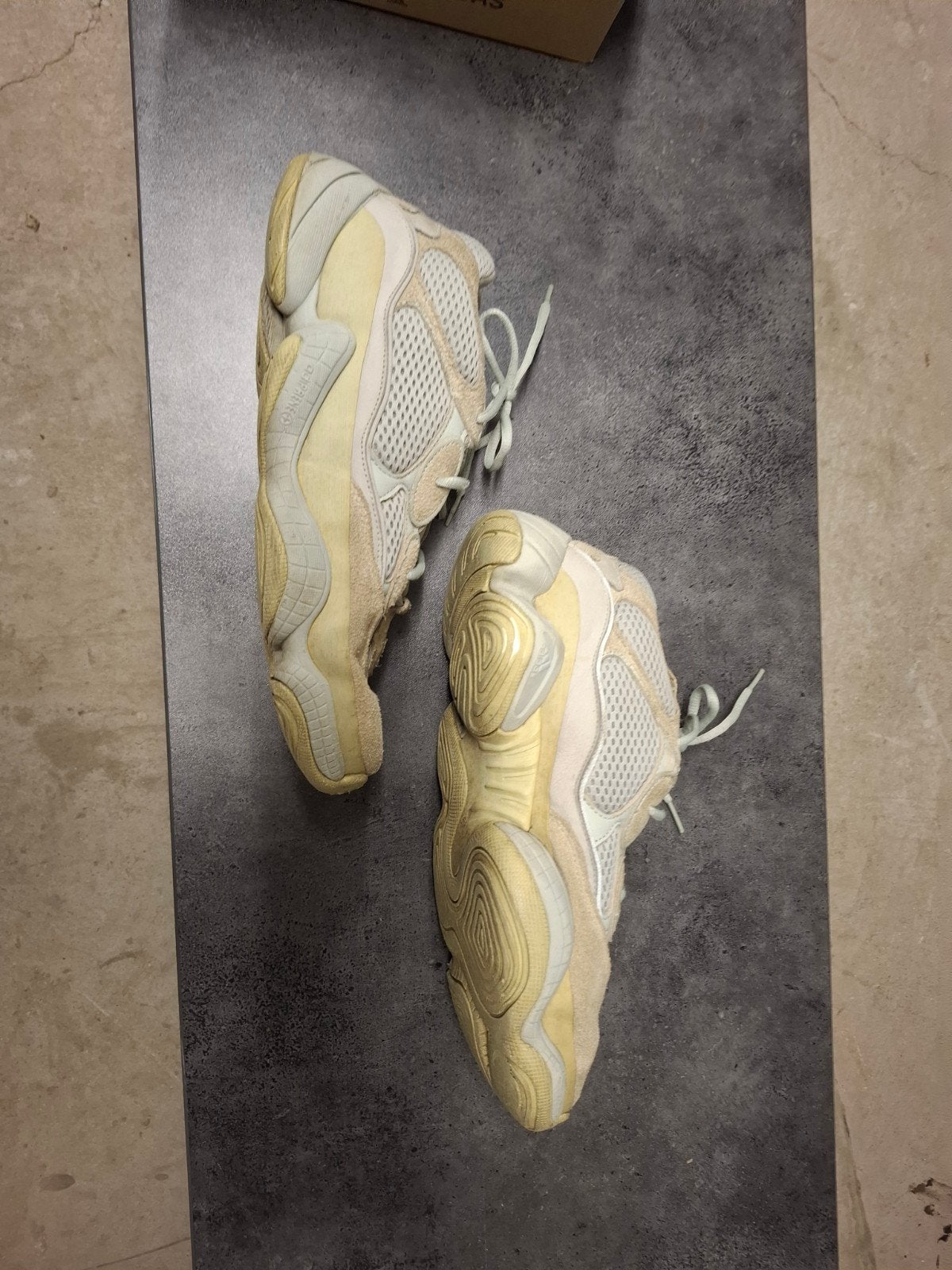Adidas Yeezy 500 Bone White - Maat 45, Overige kleuren, Ophalen of Verzenden, Sneakers of Gympen, Adidas Yeezy