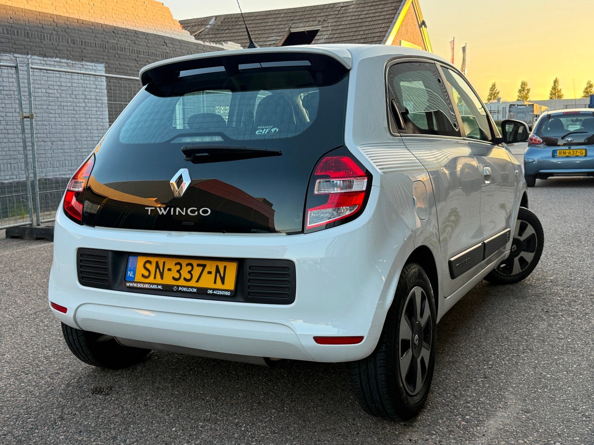 Renault Twingo 1.0 SCe Dynamique Stoel VV Cuise Airco Apk, 21 km/l, 839 kg, Gebruikt, Met garantie (alle)