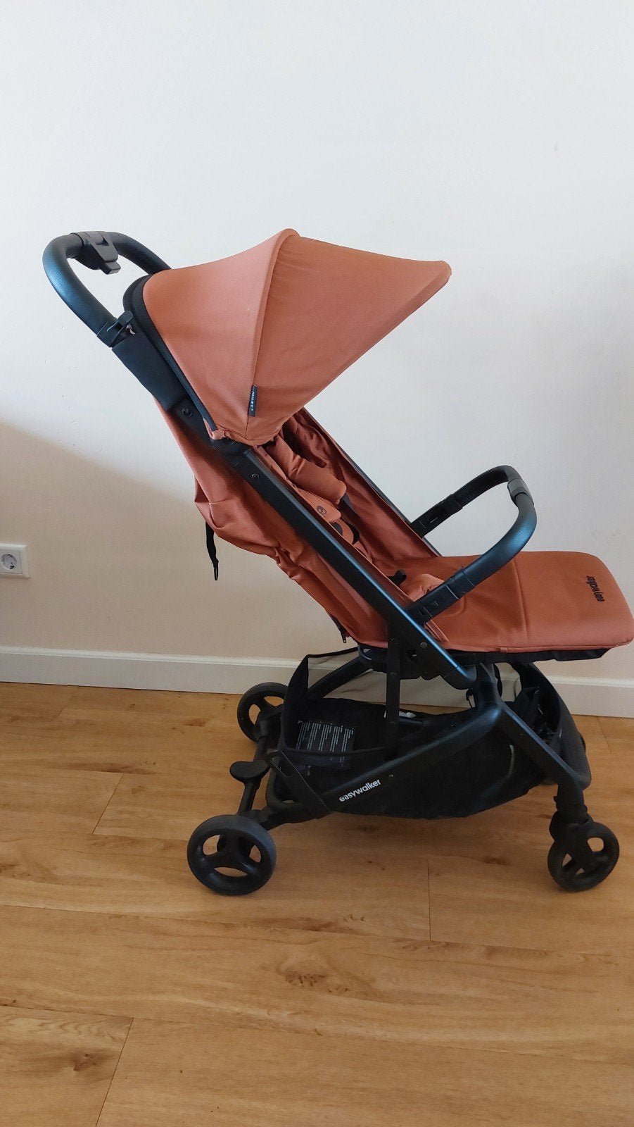 Kinderwagen Easywalker Miley² Terracotta + Tas & Regenhoes, Kinderen en Baby's, Buggy's, Ophalen of Verzenden, Gebruikt, Verstelbare rugleuning