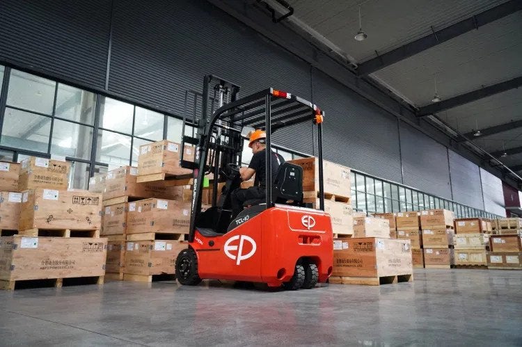 EP TCL101 1000KG 4.30METER LITHIUM HEFTRUCK, 1000 tot 2000 kg, Marconistraat 2
3133KL  Vlaardingen, NL, Yilmaz Heftrucks, Yilmazheftruck@gmail.com