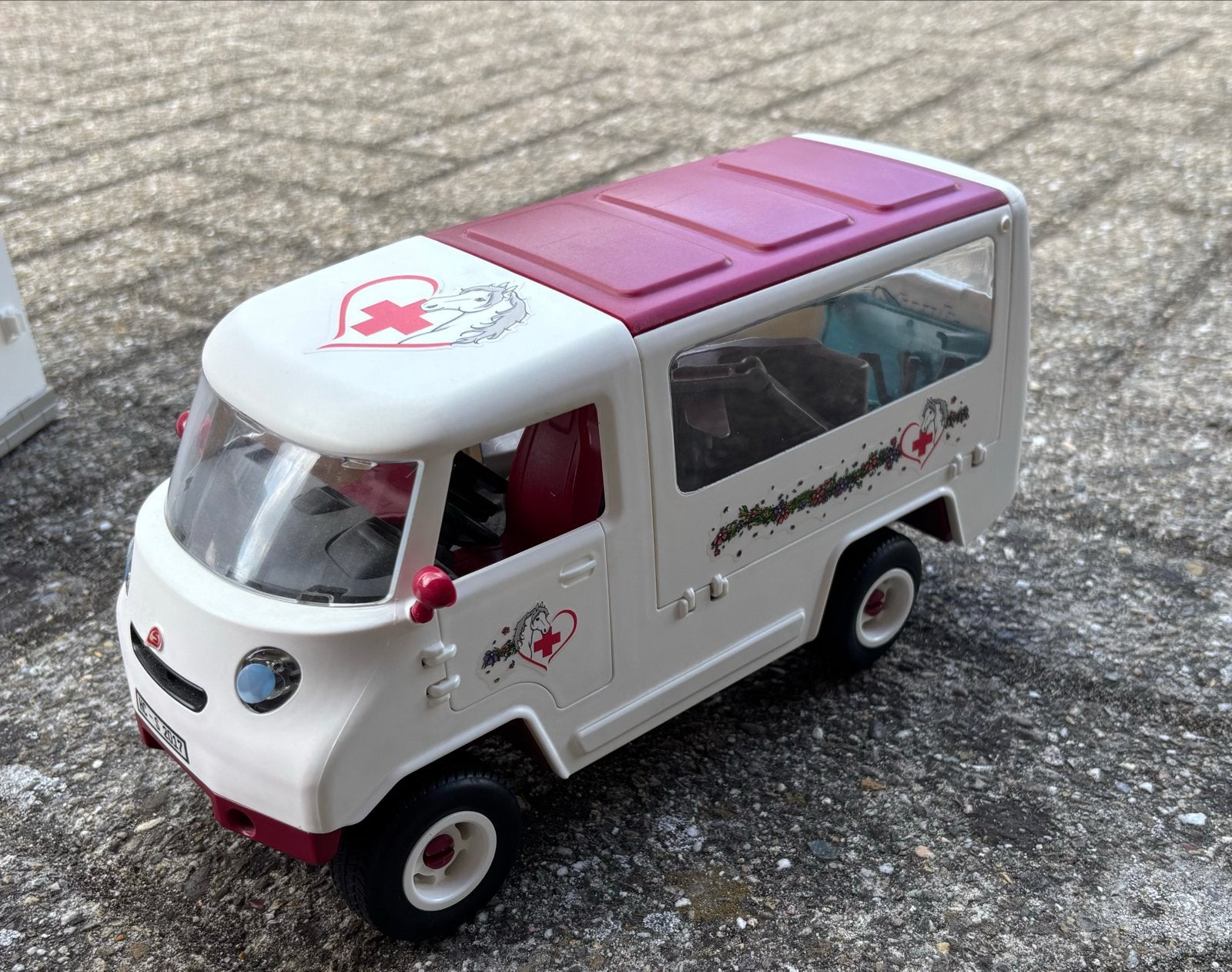 Grote Schleich paarden set met huis, stal en accessoires, Ophalen, Gebruikt, Jongen of Meisje