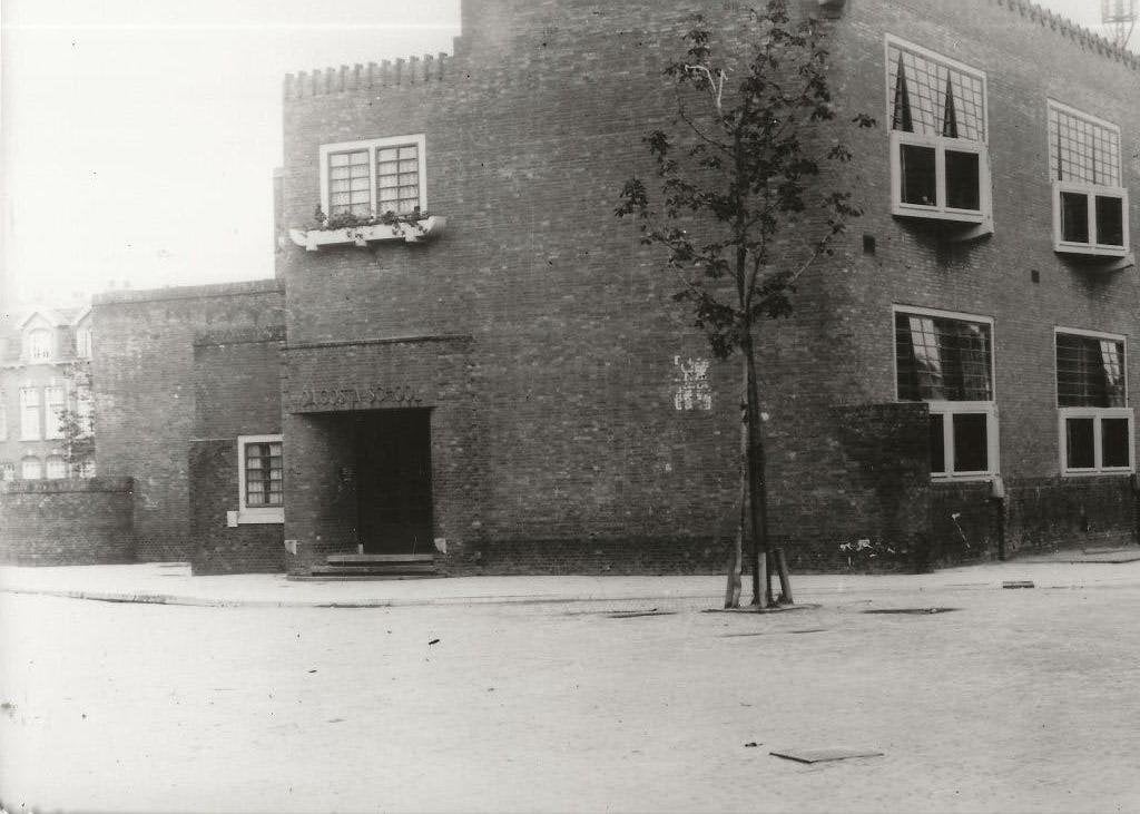 Utrecht Gebouw Amsterdamsche School Foto 24-17 cm, Ophalen of Verzenden, Voor 1920, Utrecht