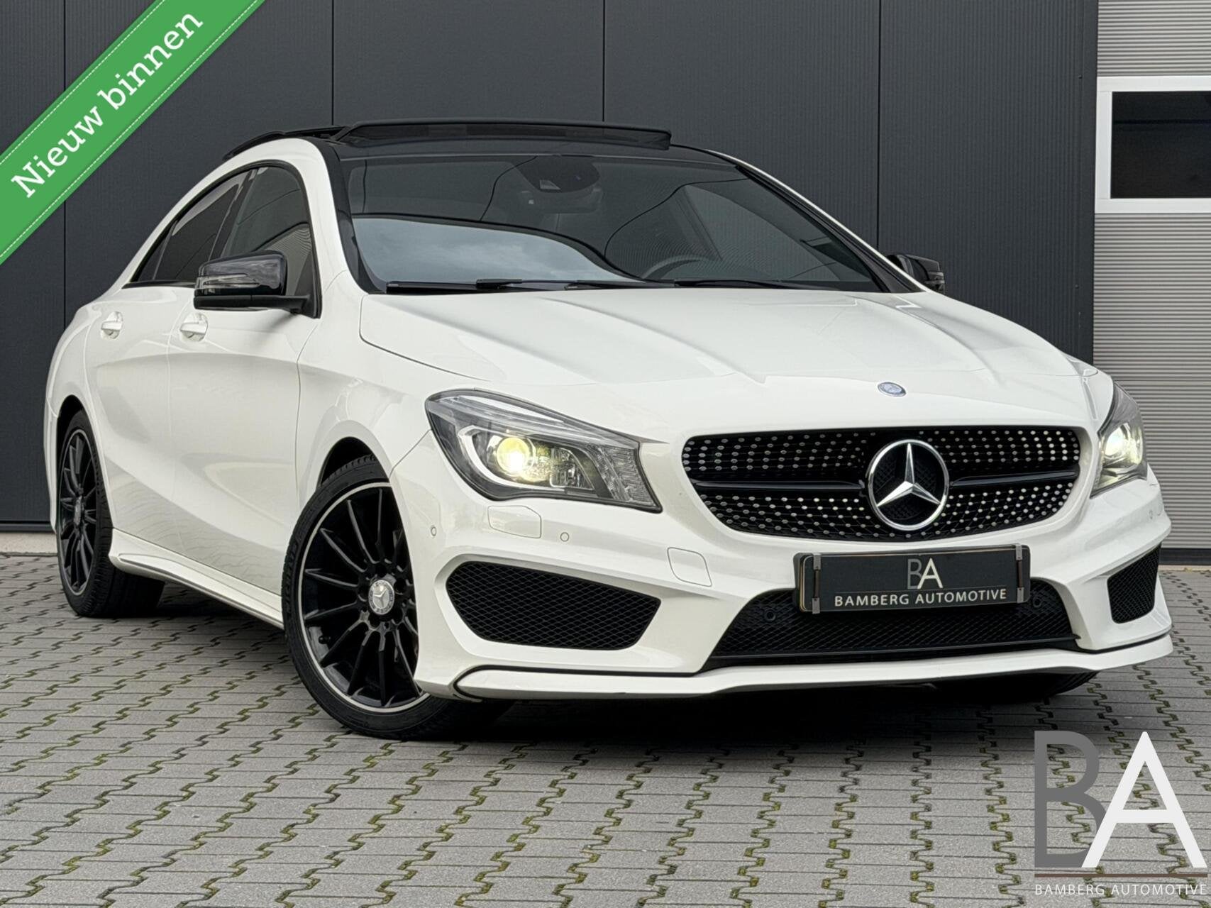 Mercedes CLA-klasse 200 AMG |pano| trekhaak| leder| cruise, Gebruikt, Euro 6, Wit, Bedrijf