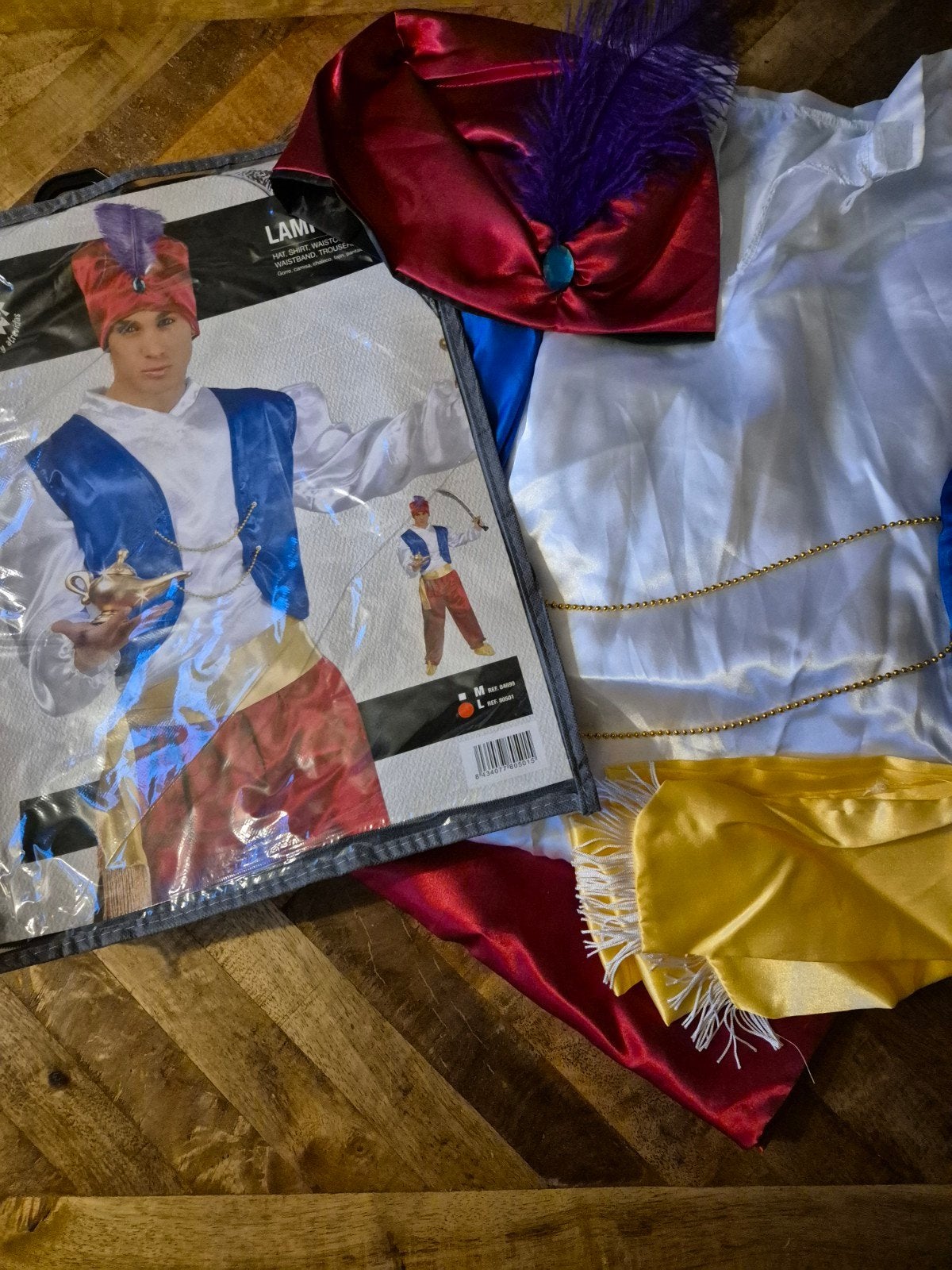 Aladin verkleedpak met lamp - Lamp Geest Kostuum, Ophalen of Verzenden, Zo goed als nieuw, Kostuum, Fantasy