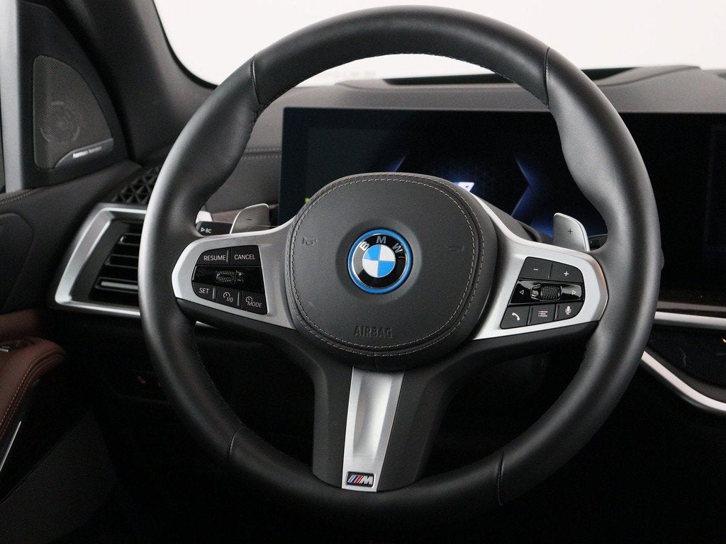 BMW X5 xDrive50e M Sport SoH 100% (bj 2025, automaat), Auto's, Automaat, Gebruikt, X5, 2395 kg