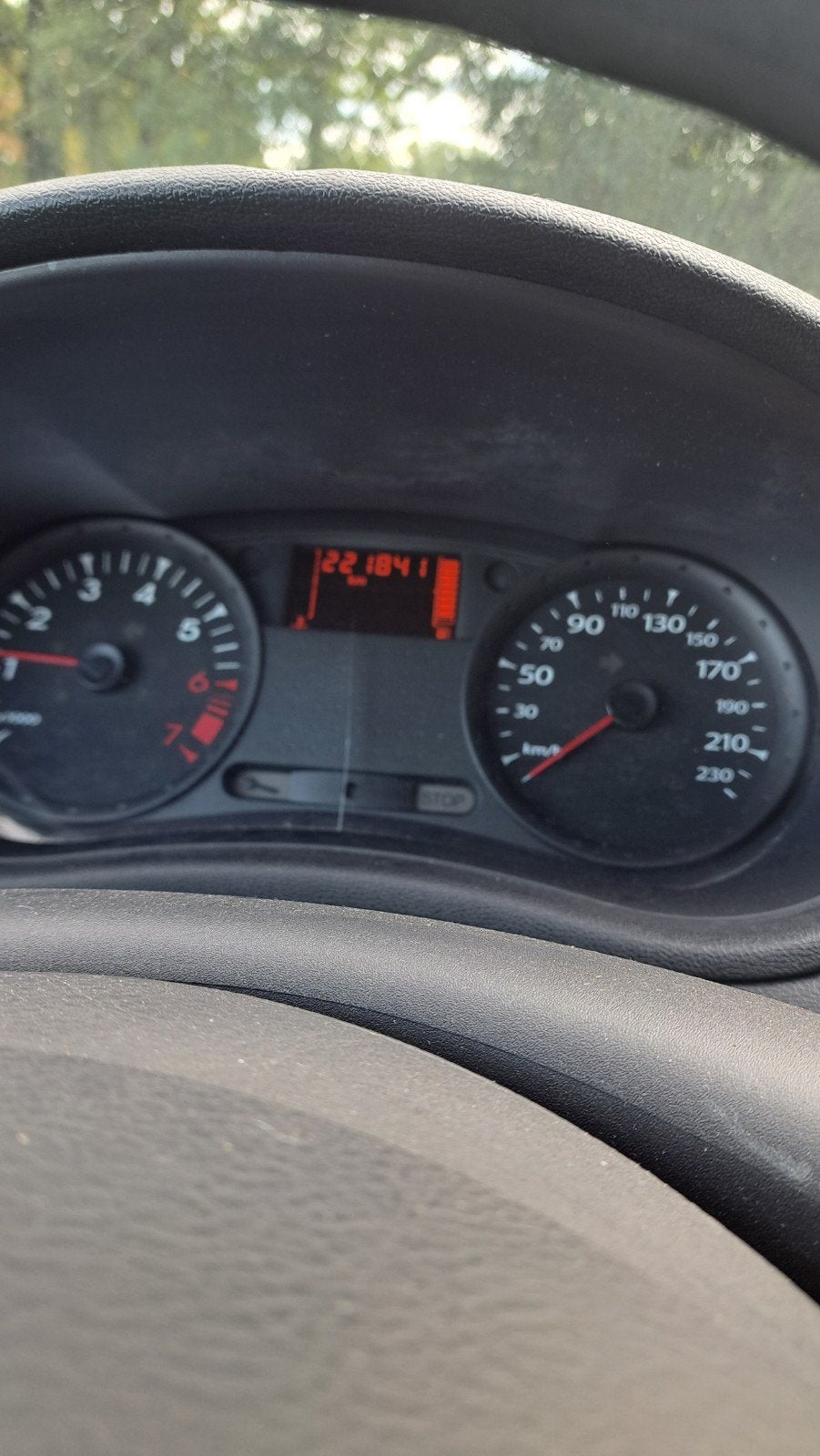 Foto 7 van Renault Clio 1.2 16V 75 pk 3D 2009 Zwart