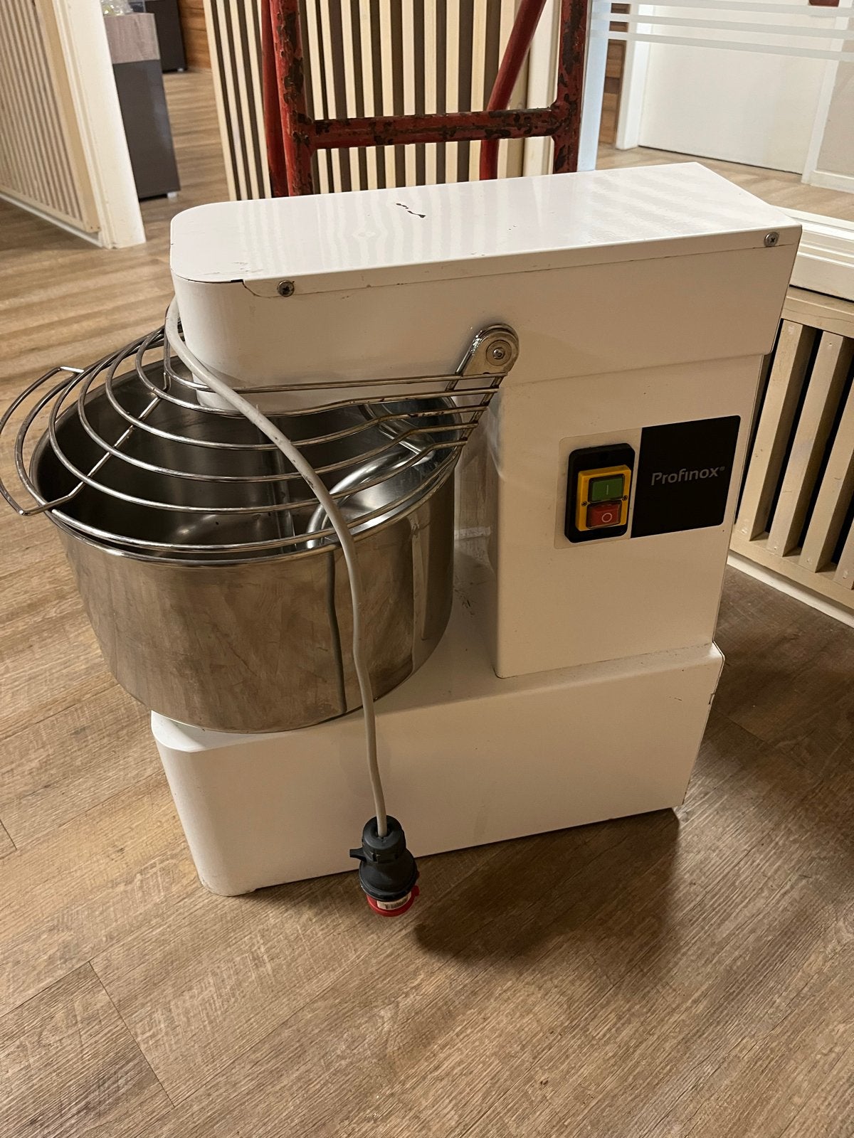 Professionele Profinox spiraalkneder - Hakvoort, 4 liter of meer, Ophalen of Verzenden, Gebruikt, 1 snelheid