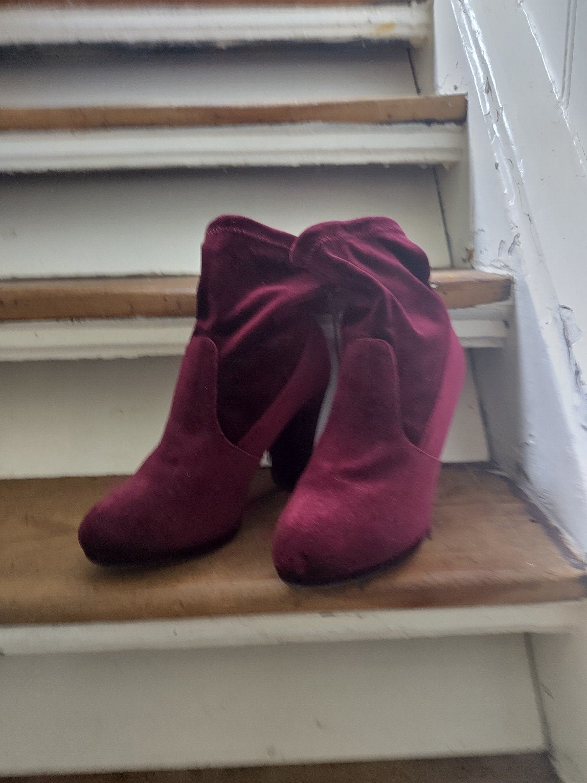 Velours hakken, Kleding | Dames, Schoenen, Ophalen of Verzenden, Zo goed als nieuw, Zwart