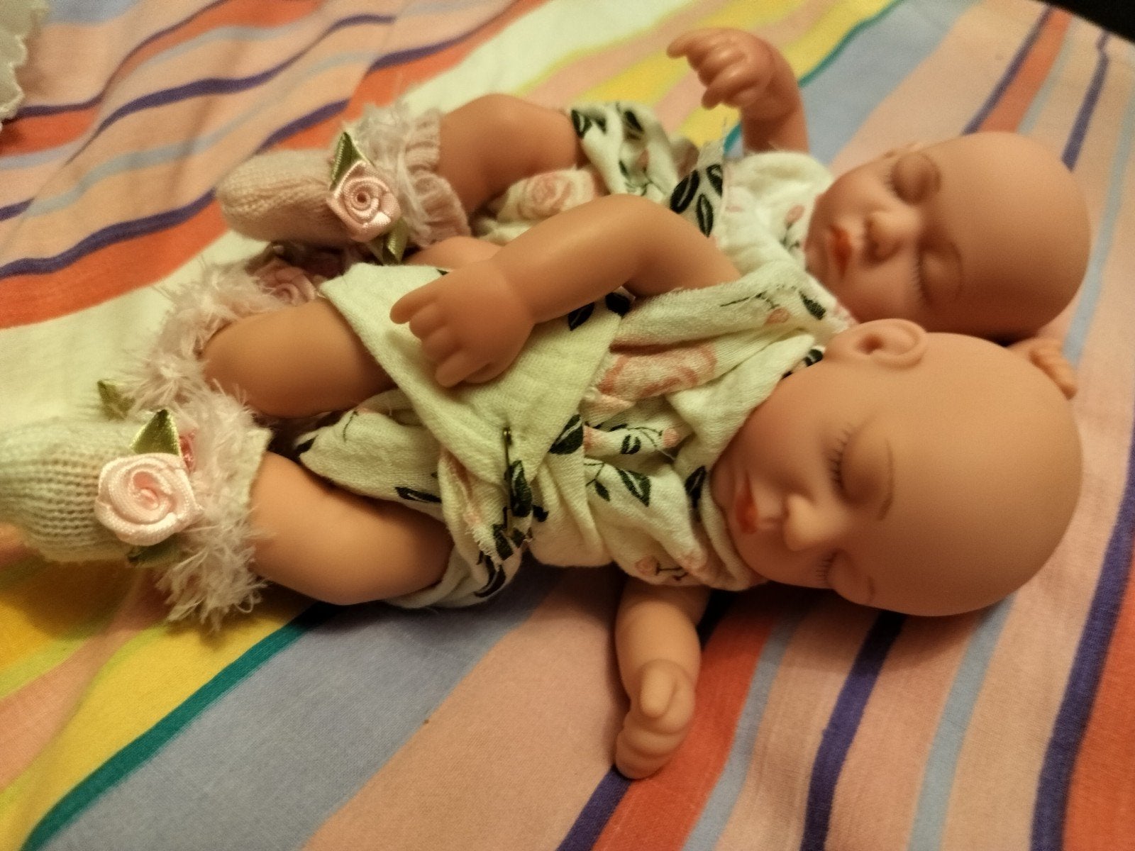 twee kleine vinyl baby popjes 20 cm  inclusief verzending, Verzamelen, Poppen, Verzenden, Nieuw, Babypop, Levensecht of Reborn