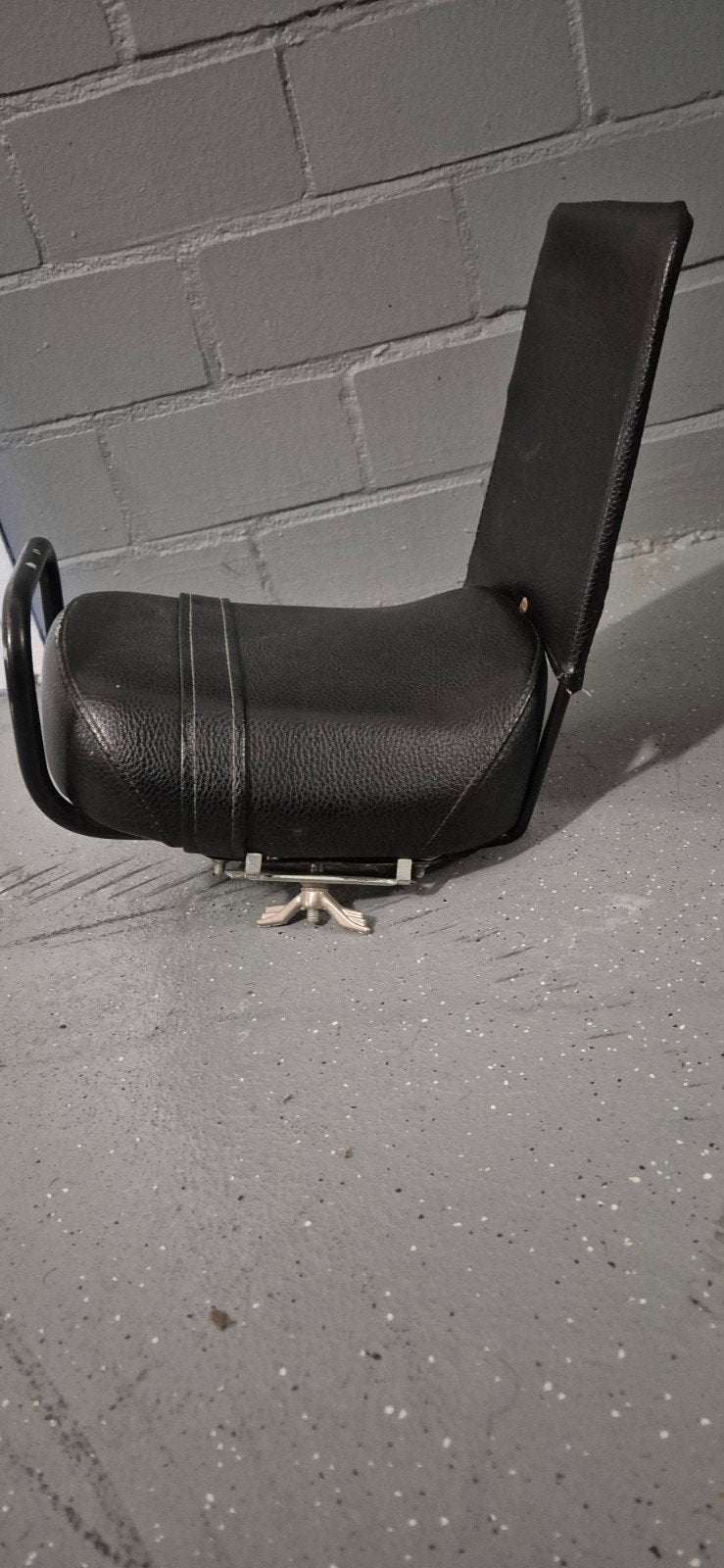 Zadel met rugleuning voor Puch Fatbike Maxi / Vespa Citta, Ophalen of Verzenden, Gebruikt, Zadel