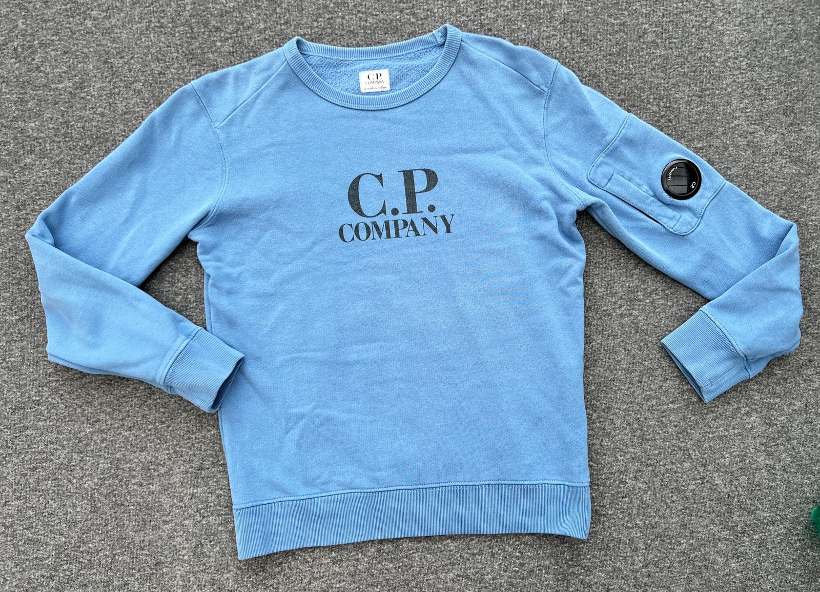 C.P. Company jongens hoodie – maat 140, Ophalen of Verzenden, Zo goed als nieuw, Jongen, Trui of Vest