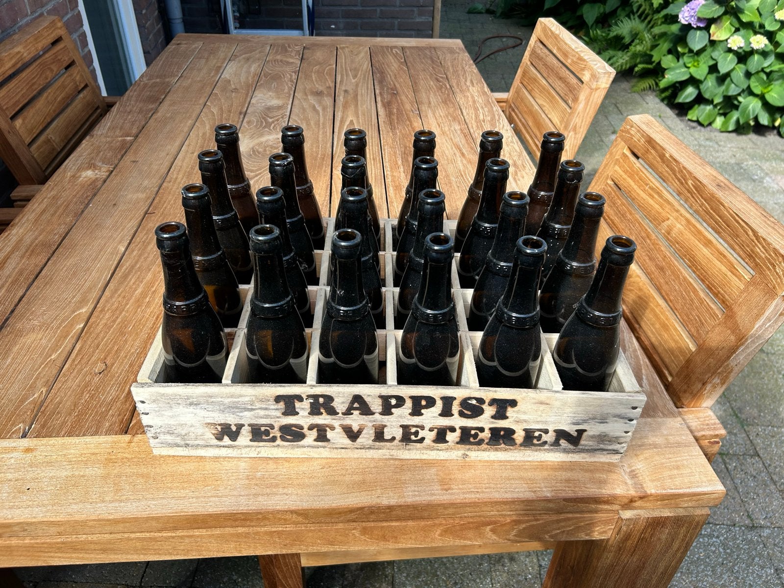 Westvleteren Trappist bierkrat bak met lege flessen, Ophalen, Gebruikt
