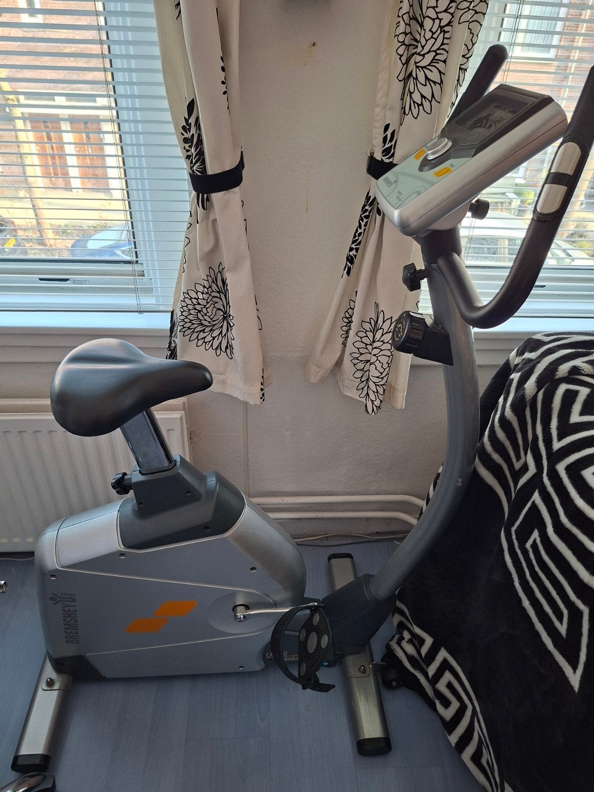 Hometrainer, Ophalen