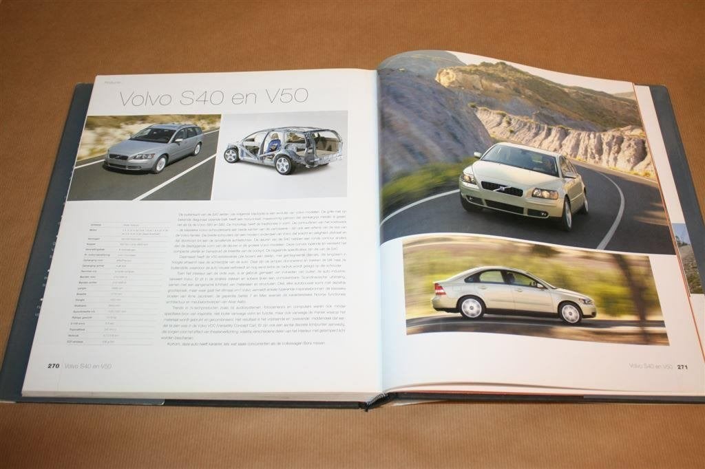 Car design jaarboek 2005, Ophalen of Verzenden, Gelezen, Algemeen