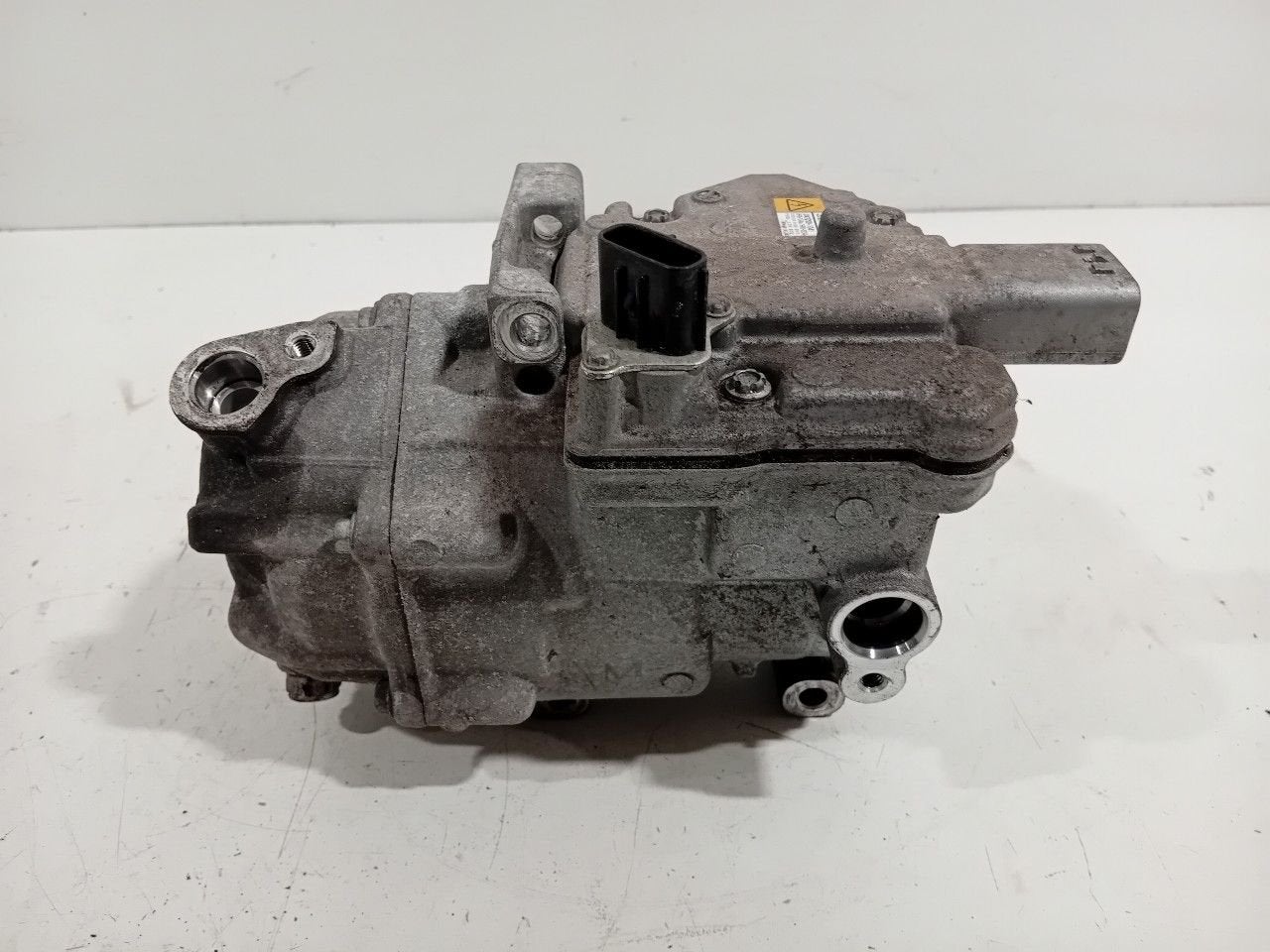 Airco pomp Toyota Yaris, Onderdelen@venauto.nl, Van der Ven Autorecycling B.V., Gebruikt, Ettenseweg 76, 4706 PB Roosendaal, The Netherlands