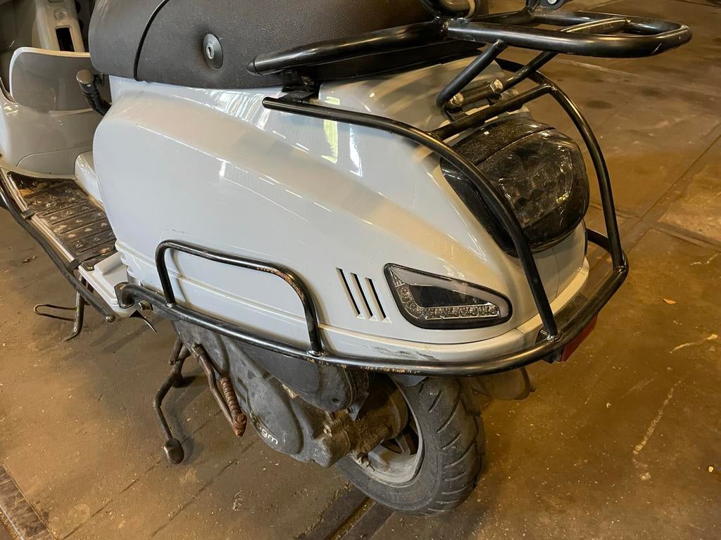 Valbeugels voor AGM VX50 Bromscooter, Fietsen en Brommers, Brommeronderdelen | Snorfietsen, Ophalen of Verzenden, Gebruikt, Overige typen
