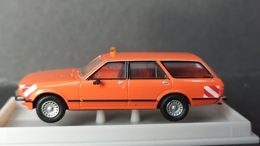 Ford Granada Turnier Kommunal 1:87 H0 Brekina Pol, Hobby en Vrije tijd, Modelauto's | 1:87, Auto, Info@brekina.de, Brekina, Brekina gmbh