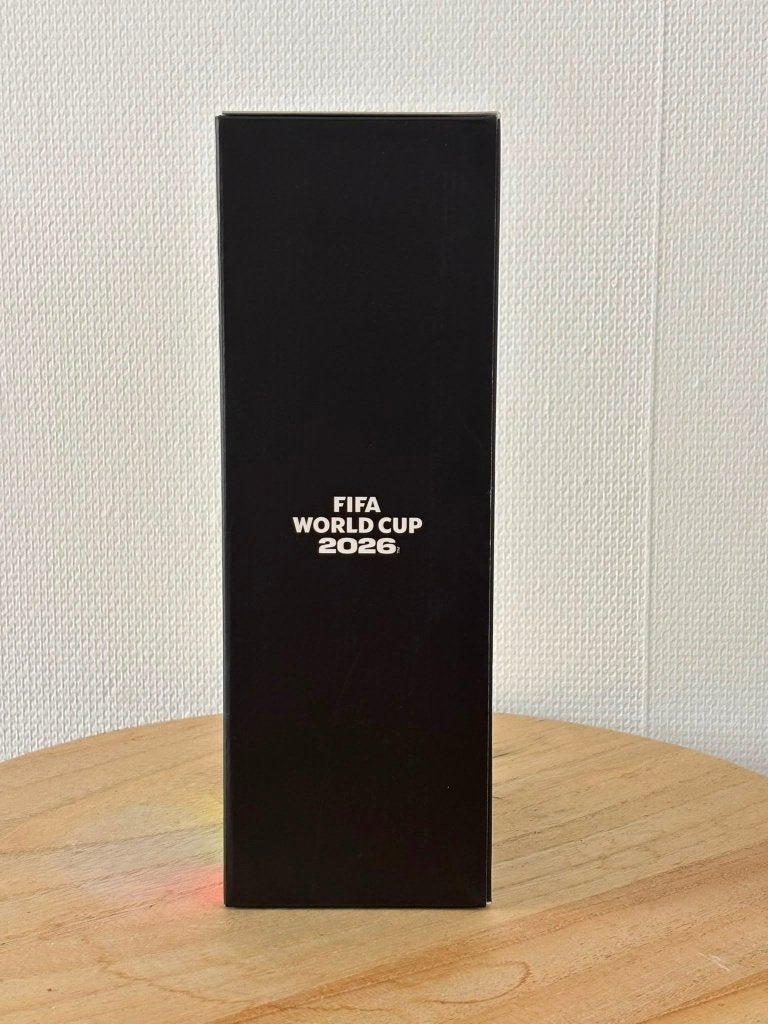 Fifa colorful stainless steel vacuum bottle 900 ml., Ophalen of Verzenden, Nieuw