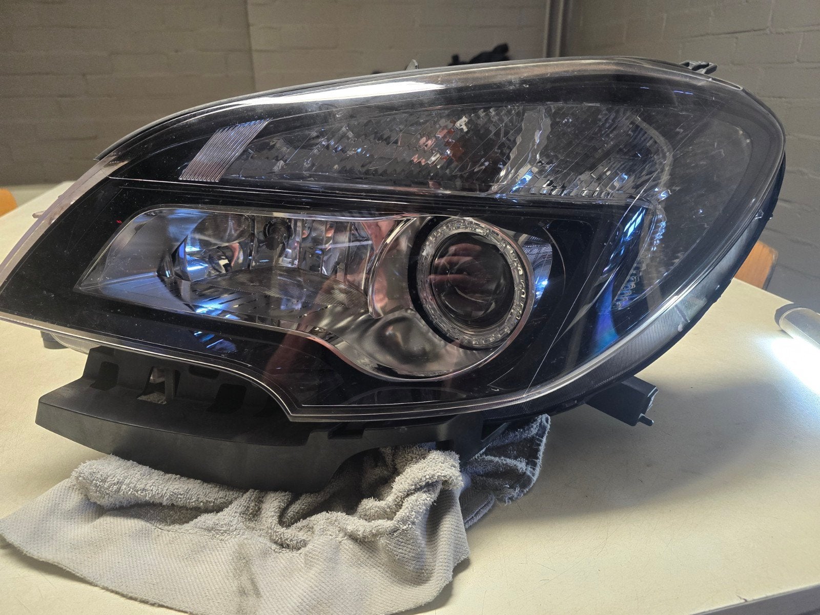 Opel mokka 2014 tm 2018 xenon Links, Ophalen of Verzenden, Rug, Draagzak, Overige merken