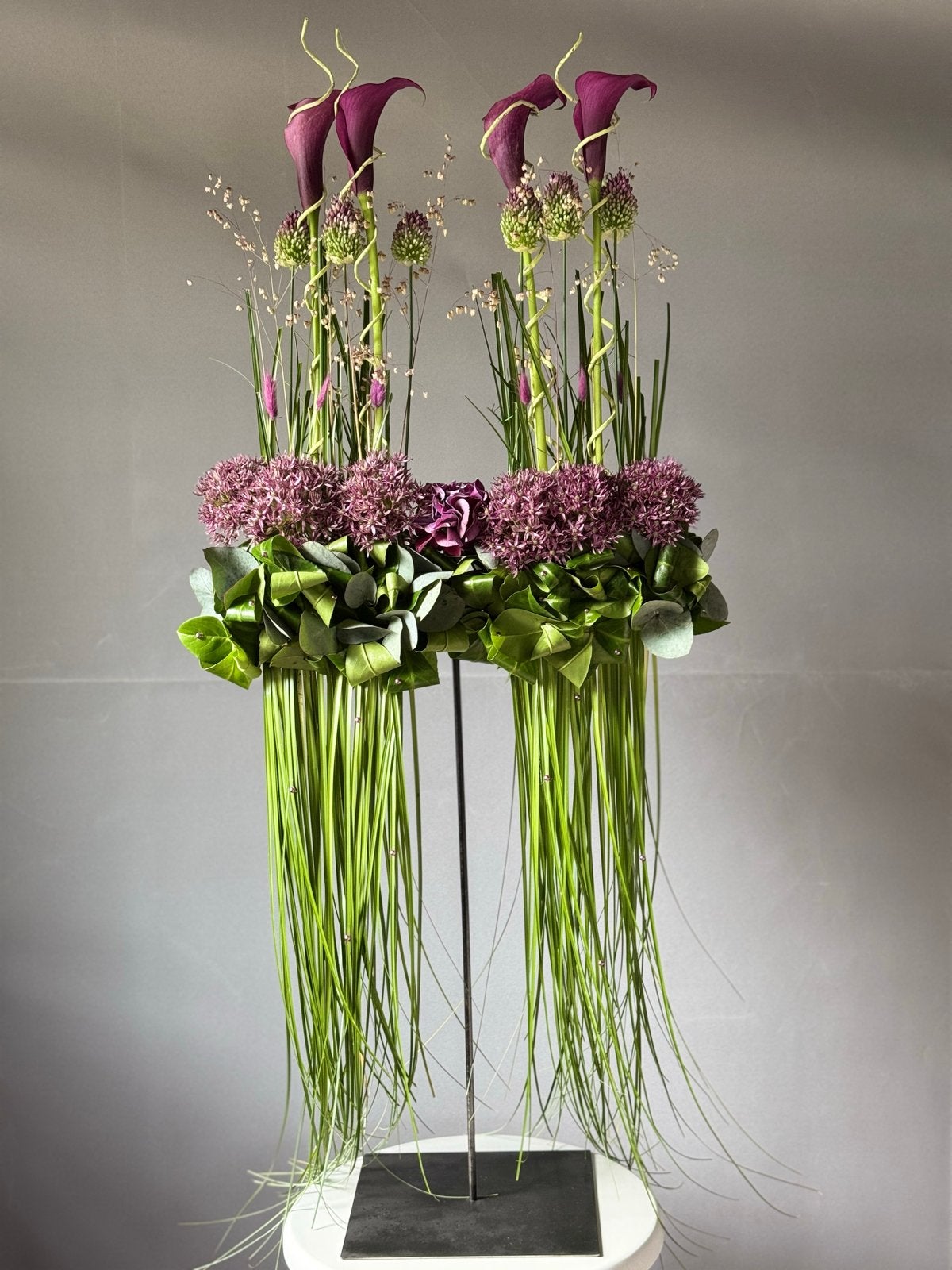 Prachtig bloemstuk  met paarse bloemen, Ophalen, Nieuw, Kunststof, Onderhoudsvrij