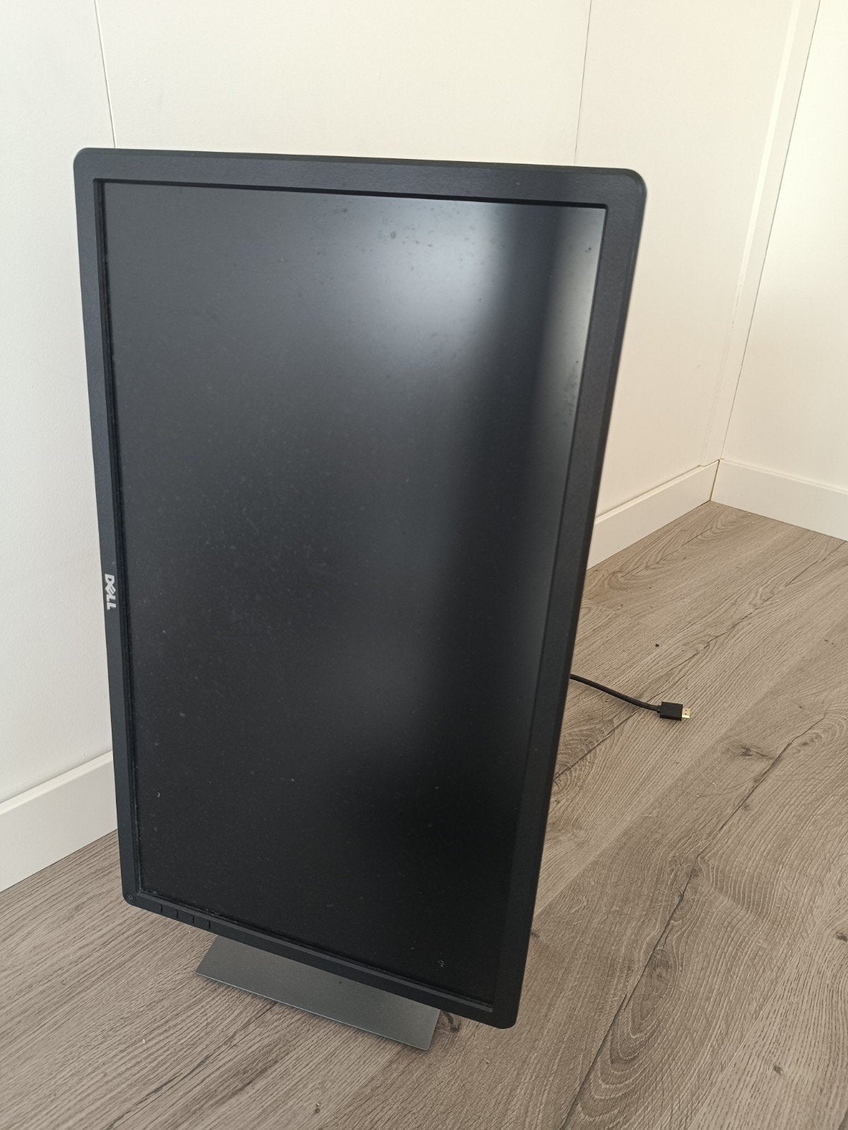 Dell P2414H 24 inch Full HD Monitor Gratis af te halen, Computers en Software, Ophalen, Gebruikt, IPS, In hoogte verstelbaar