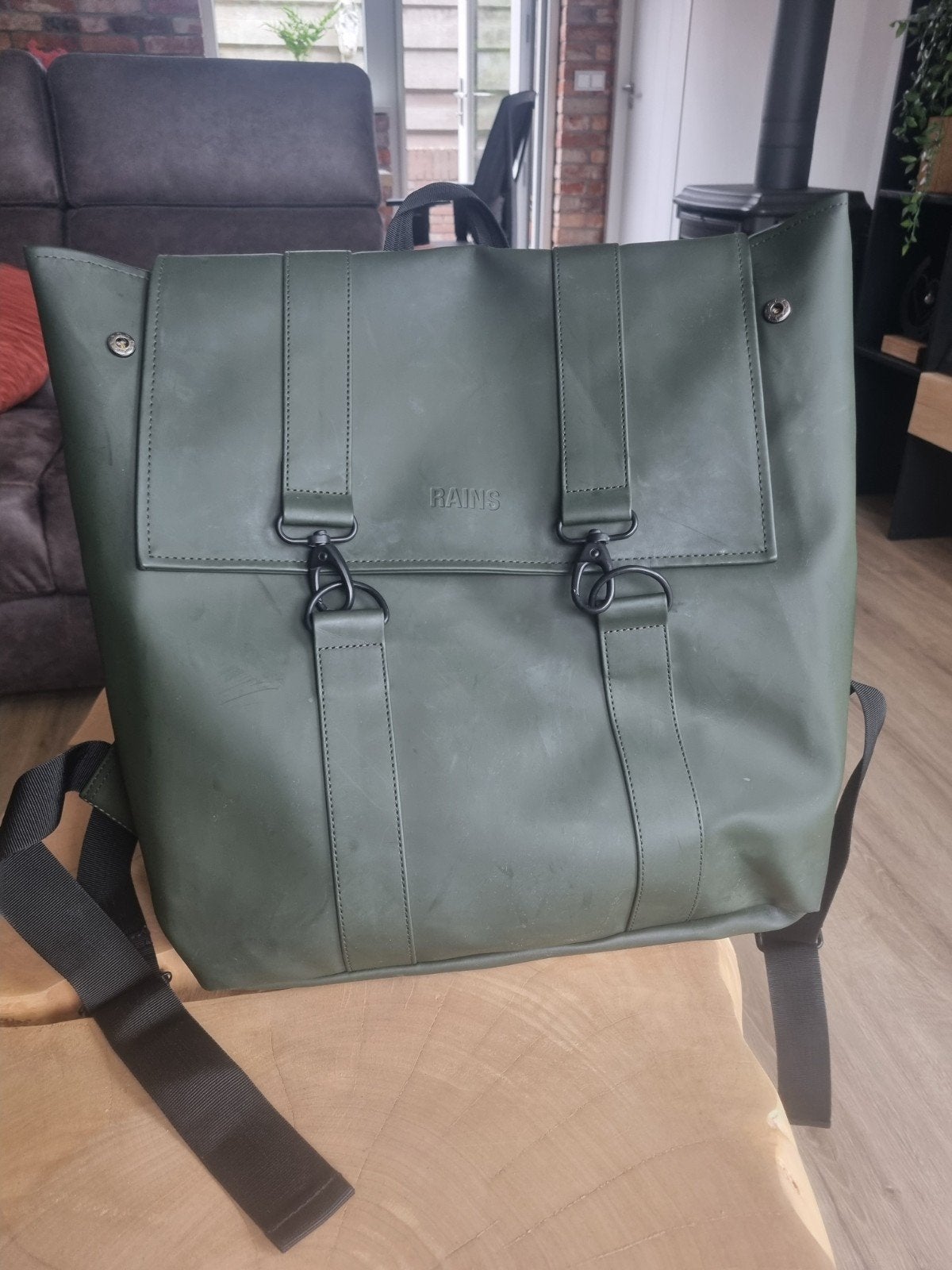 Rains MSN Bag W3 Groen, Sieraden, Tassen en Uiterlijk, Overige merken, Gebruikt, 25 tot 40 cm, Ophalen of Verzenden