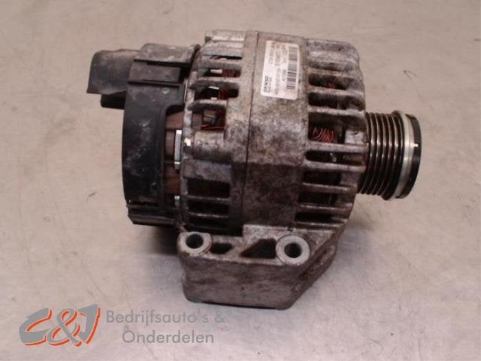 Dynamo van een Opel Combo, Gebruikt, -, -, Opel