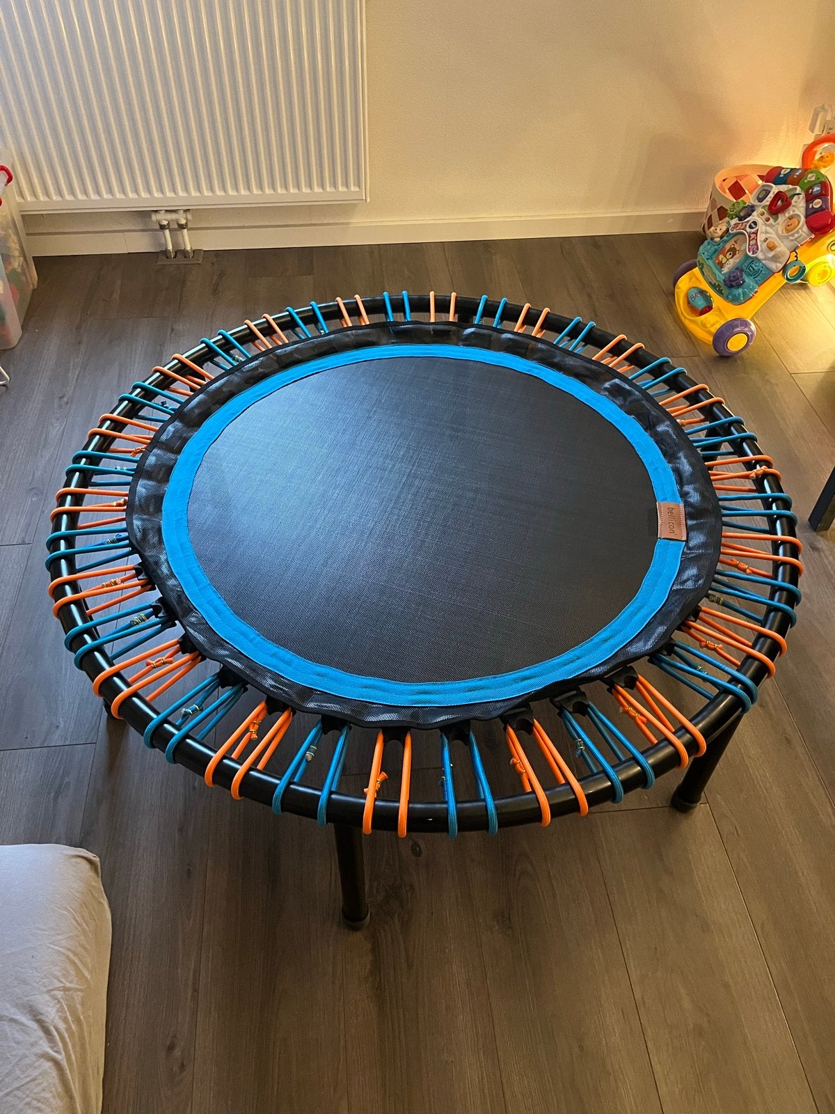 Bellicon trampoline 110cm diameter, 35cm hoog, Ophalen, Zo goed als nieuw, Benen, Overige typen