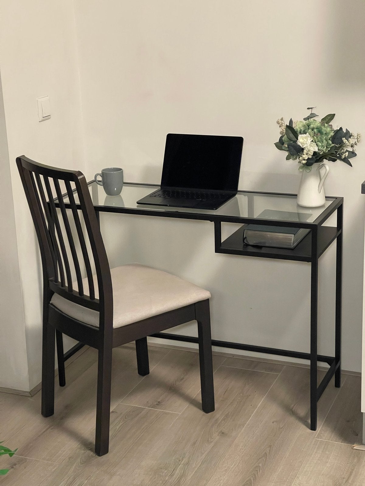 Bureau / Desk (Glass), Ophalen, Zwart, Metaal, Zo goed als nieuw