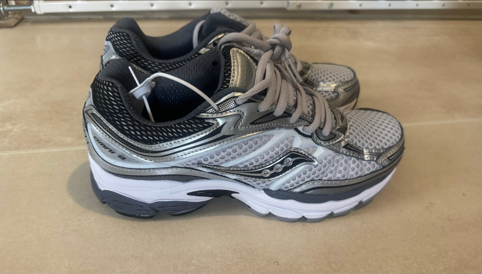 Saucony hardloopschoenen - Zo goed als nieuw, Ophalen of Verzenden, Zo goed als nieuw